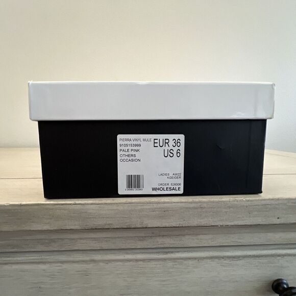 Kurt Geiger PIERRA VINYL MULE Pale Pink US 6 EUR 36 Party Heels - Picture 15 of 15